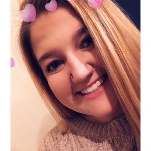 Meet your Posher, Bbrittney